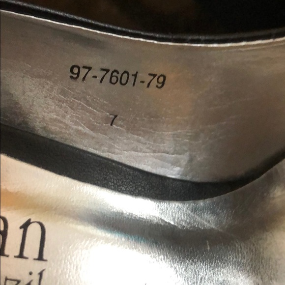 Cathy Jean 3.5 inch Stilletto Pumps, Sz. 7 - Picture 7 of 8